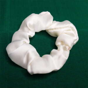 Cream Rose - Hair scrunchie (Slim)